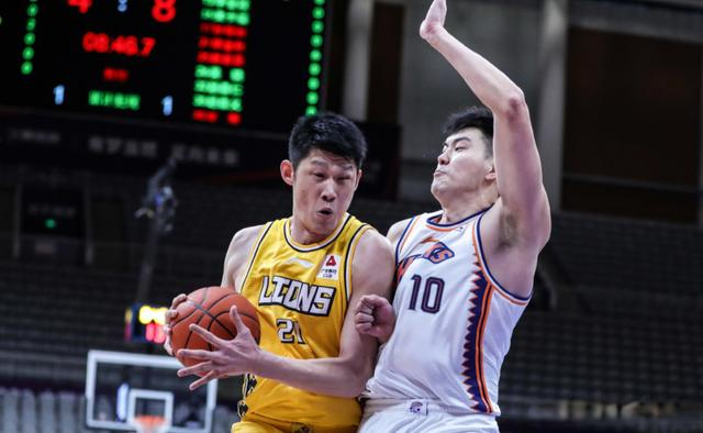 包含今夜纽约尼克斯调整名单以备CBA常规赛,遗憾出局环节打磨,目标明确,年轻球员得到机会的词条 包含今夜纽约尼克斯调整名单以备CBA常规赛,遗憾出局环节打磨,目标明确,年轻球员得到机会的词条