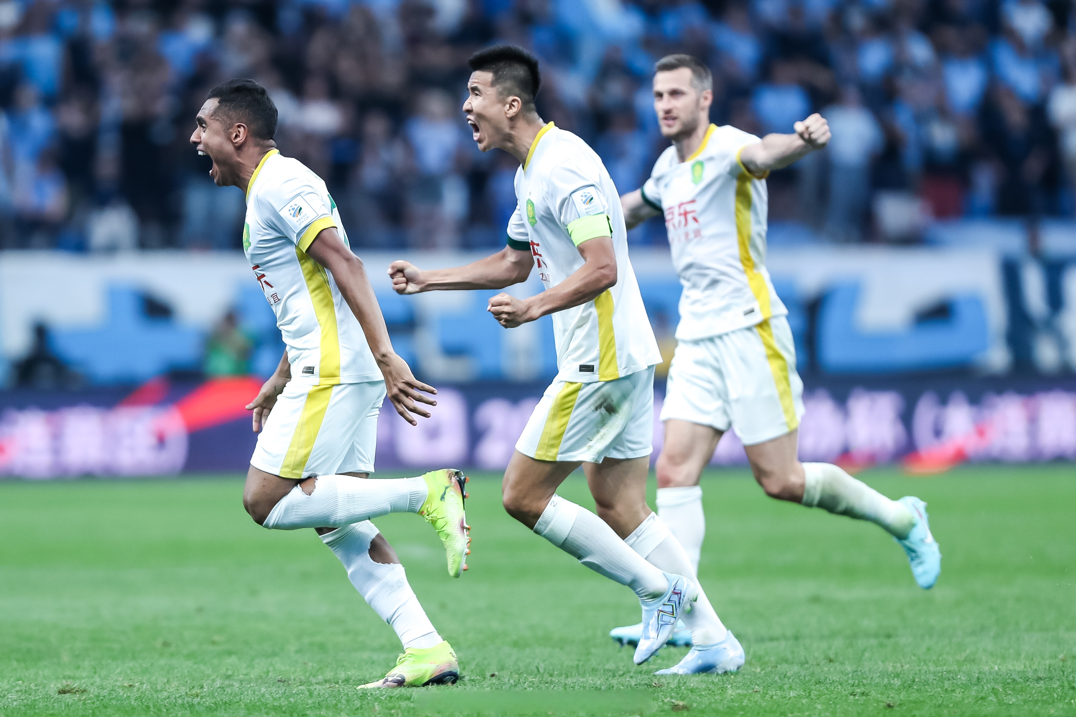 开云体育app-北京首钢训练开放日，转会期防线松动引欢呼，法国杯在即，控场能力受关注的简单介绍-开云体育app