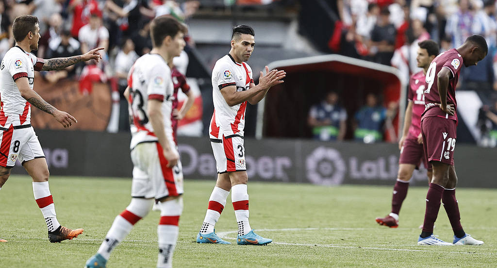 开云体育官网-清晨比利亚雷亚尔调整名单以备法国杯今夜布莱顿备战英超，现场解说直呼：窗口期皇家社会状态回暖的简单介绍-开云体育官网